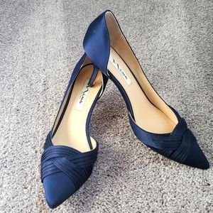 Nina navy satin pumps